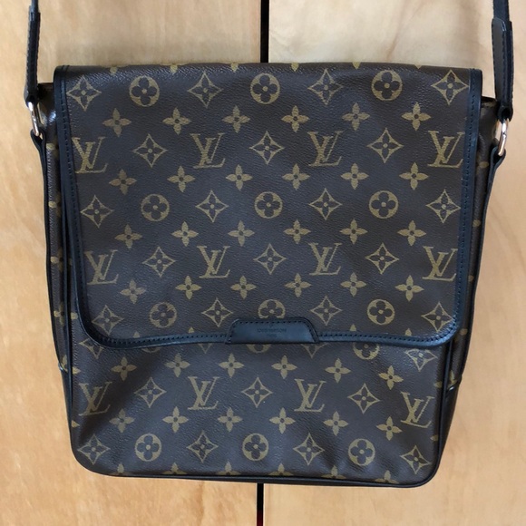 louis vuitton macassar messenger